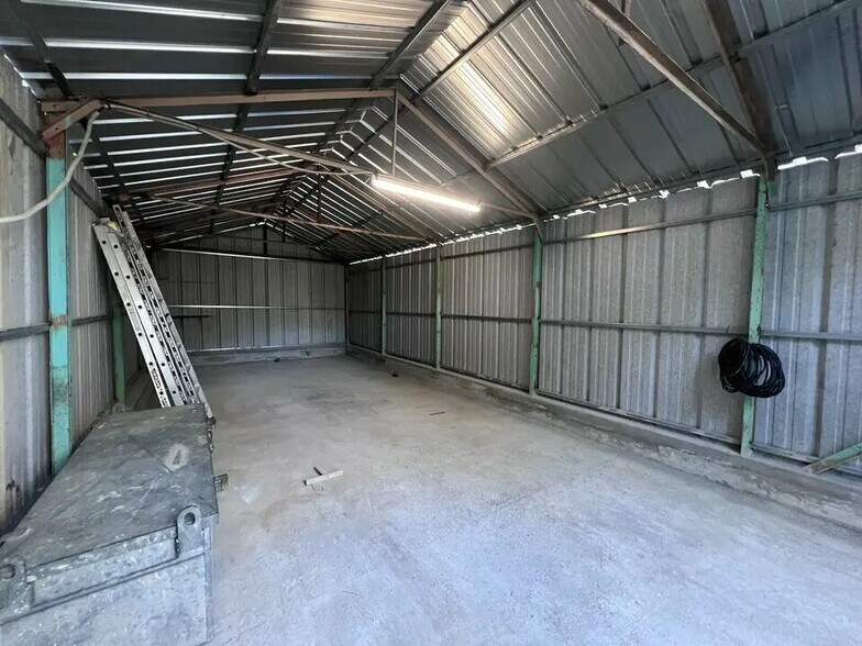 Industriel/Logistique dans Colomars à louer - Photo intérieure – Image 2 sur 3