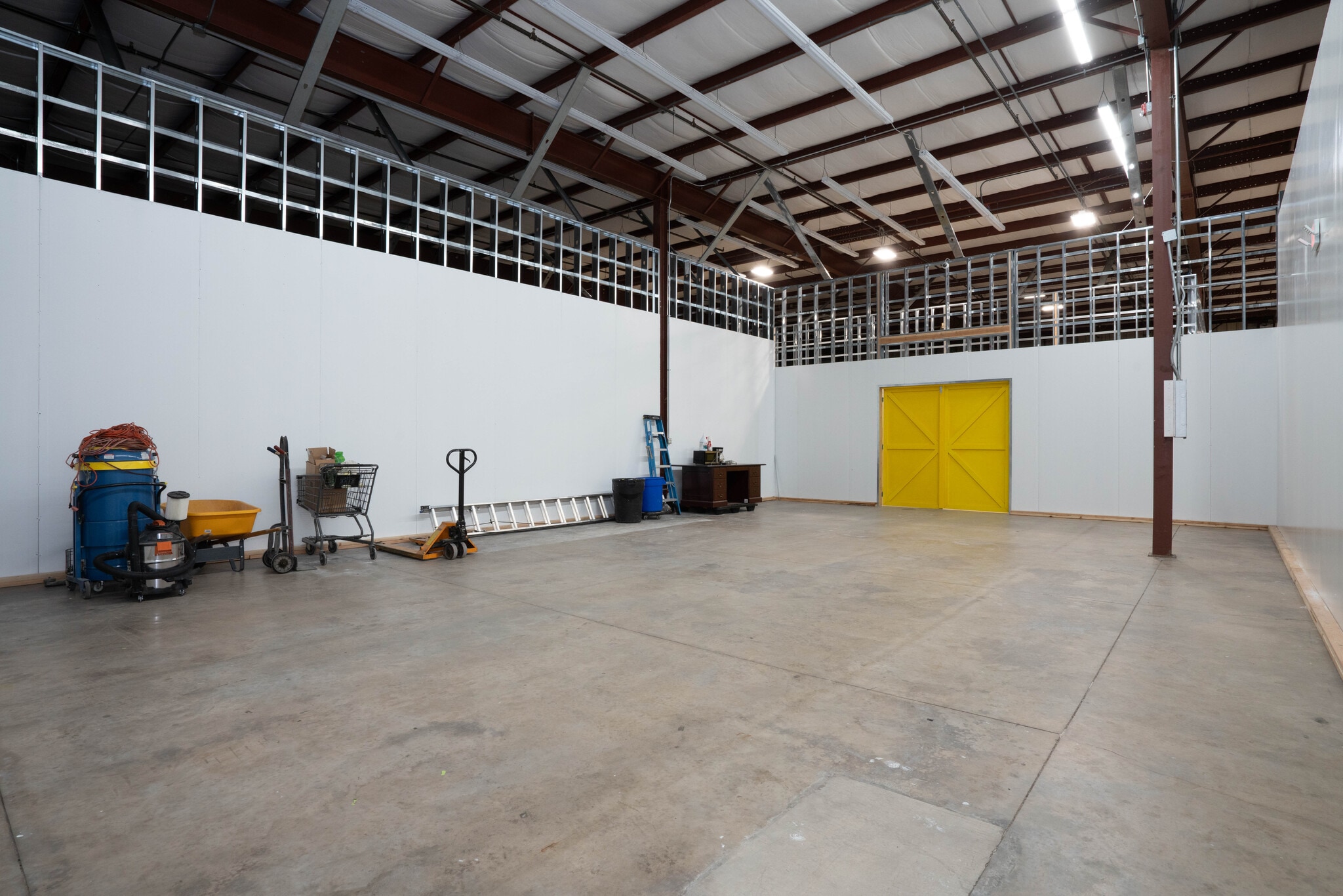 299 Industrial Ln, Torrington, CT à louer Photo intérieure– Image 1 sur 4