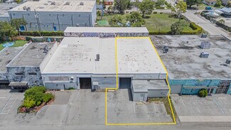 Plus de détails pour 809-813 NW 1st St, Fort Lauderdale, FL - Industriel/Logistique à louer