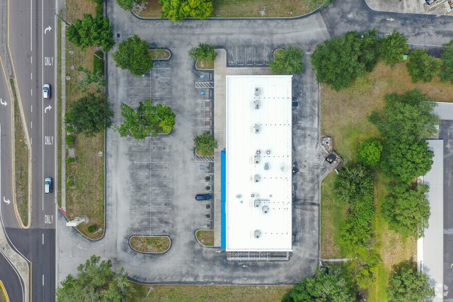 12041-12059 Anderson Rd, Tampa, FL à louer - Aérien – Image 2 sur 10