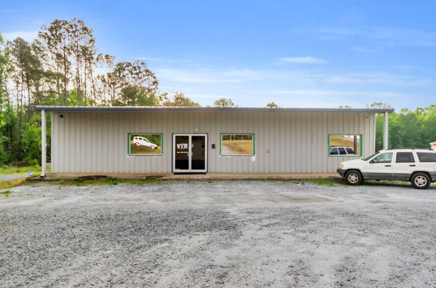 7440 Highway 9 portefeuille de 2 biens à vendre sur LoopNet.fr - Photo de l’immeuble – Image 3 sur 11