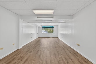 345 Royal Hawaiian Ave, Honolulu, HI à louer Numérisation 3D Matterport– Image 1 sur 7