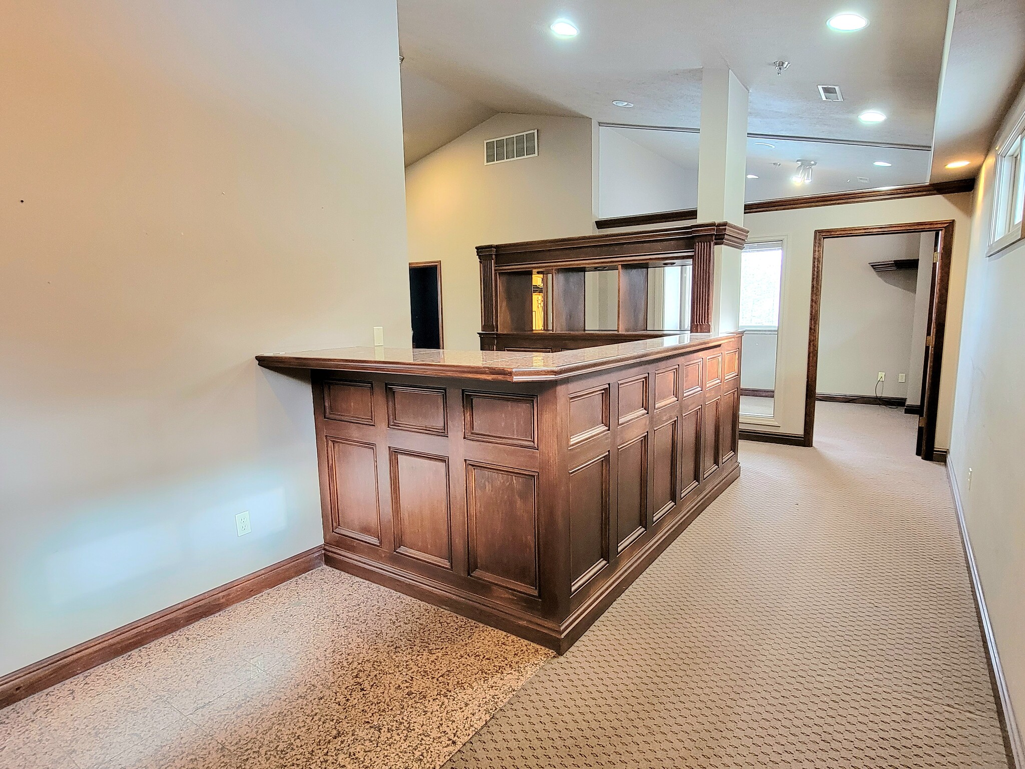 2652 Hidden Valley Rd, Pittsburgh, PA à vendre Photo intérieure– Image 1 sur 12