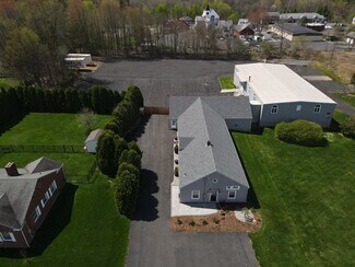Plus de détails pour 14 Emily Rd, East Windsor, CT - Industriel/Logistique à vendre