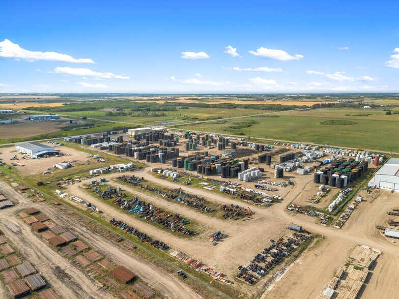 501075 RR 14, Lloydminster, AB à vendre - Photo de l’immeuble – Image 3 sur 37
