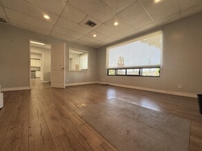 10600 W Pico Blvd, Los Angeles, CA à louer Photo intérieure– Image 2 sur 20