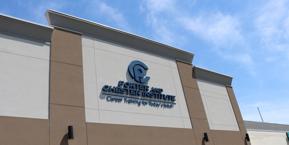 1225-1245 Dixwell Ave, Hamden, CT à louer - Photo de l’immeuble – Image 3 sur 7