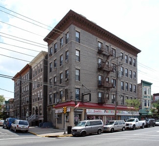 Plus de détails pour 99 Clifton Ter, Weehawken, NJ - Local commercial à vendre