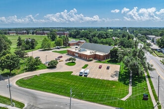 850 Dickman Rd, Des Moines, IA à louer Aérien– Image 2 sur 2