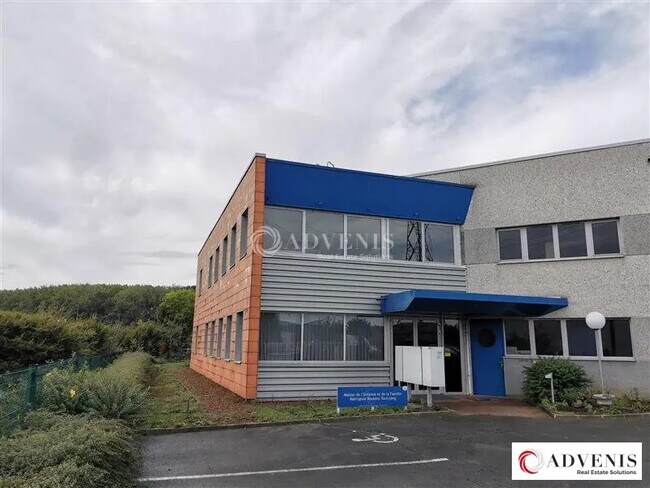 Plus de détails pour Bureau à louer