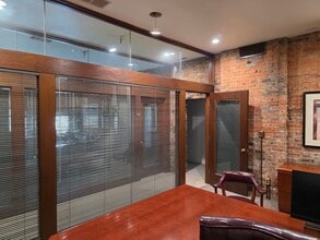 101 N 7th St, Louisville, KY à louer Photo intérieure– Image 2 sur 4