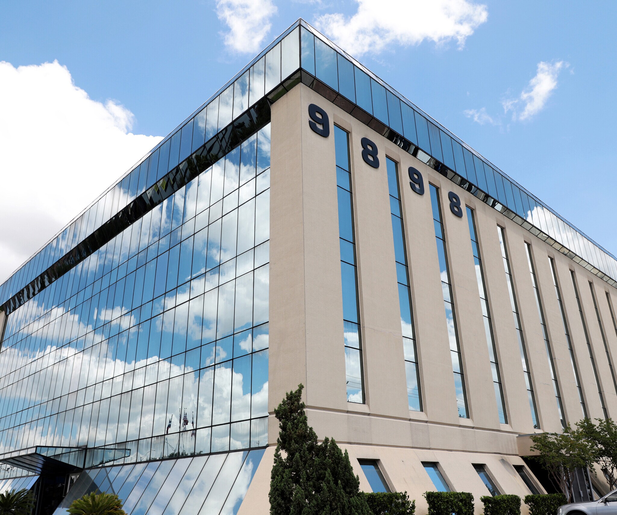 9898 Bissonnet St, Houston, TX à louer Photo principale– Image 1 sur 10