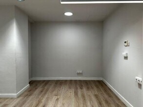 Bureaux/Local commercial dans Barcelone, Barcelona à louer Photo intérieure– Image 1 sur 7