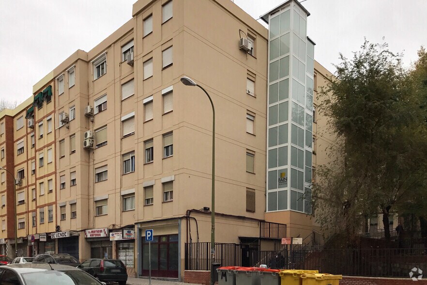 Calle de María Teresa Sáenz de Heredia, 36, Madrid, Madrid à vendre - Photo de l’immeuble – Image 2 sur 2