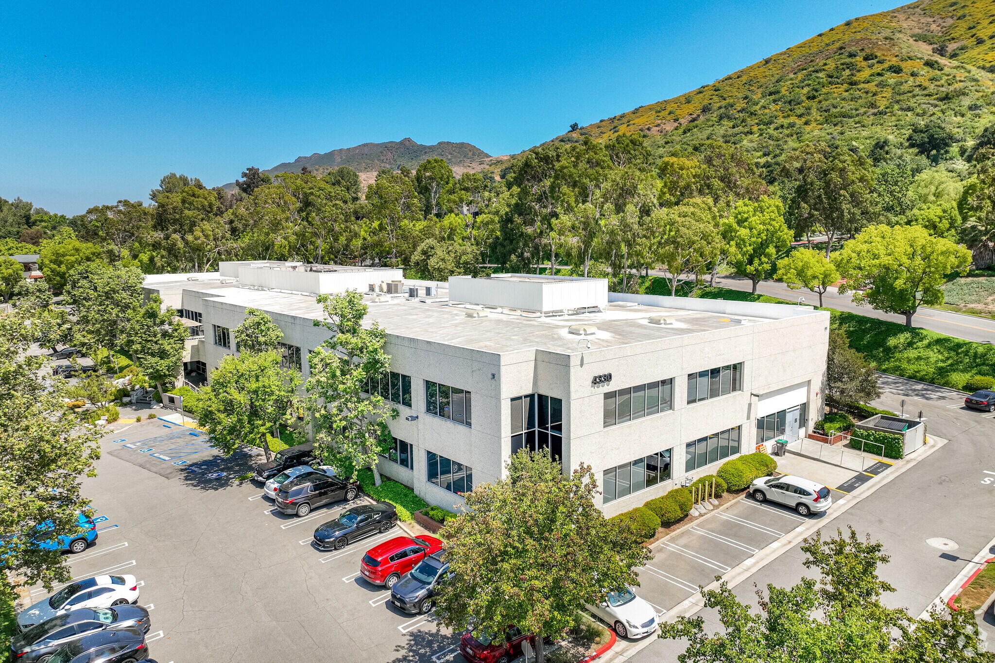 4330 Park Terrace Dr, Westlake Village, CA à vendre Photo principale– Image 1 sur 23