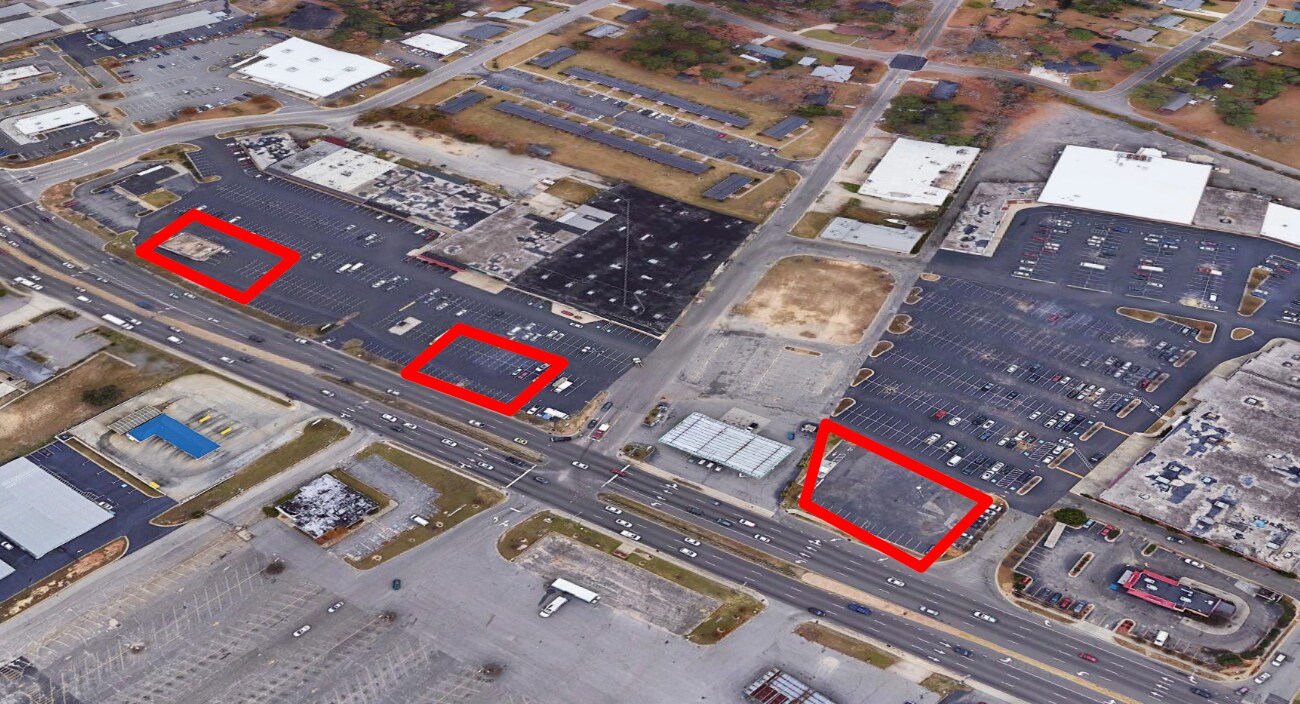 3308 Bragg Blvd, Fayetteville, NC à louer Aérien– Image 1 sur 3