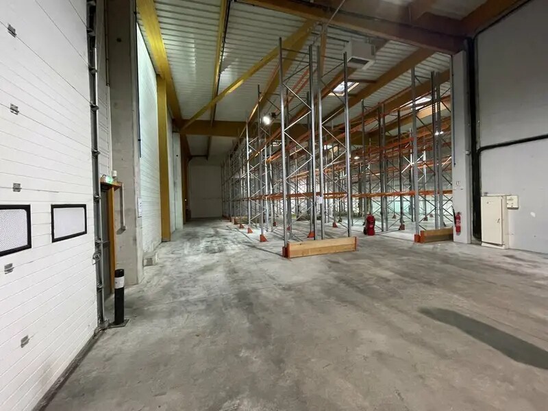 Industriel/Logistique dans Gonesse à louer Photo intérieure– Image 1 sur 5