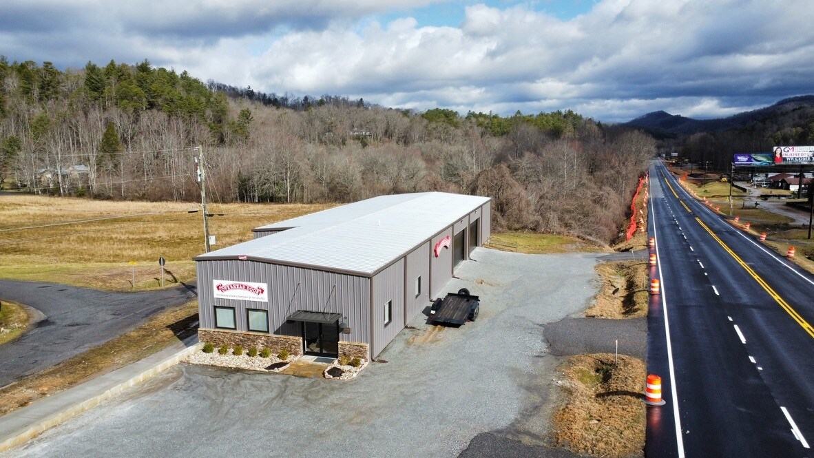7923 HWY 441, Dillard, GA à vendre Photo de l’immeuble– Image 1 sur 10
