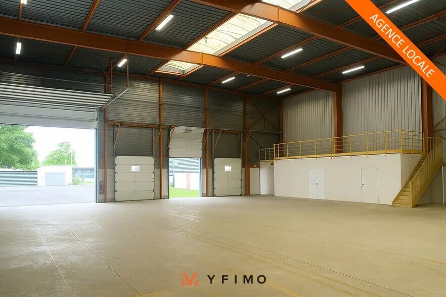 Local d’activités dans Épône à louer - Photo de l’immeuble – Image 1 sur 7