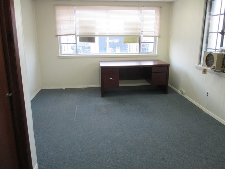 407 Grand Ave, Englewood, NJ à louer - Photo intérieure – Image 3 sur 4