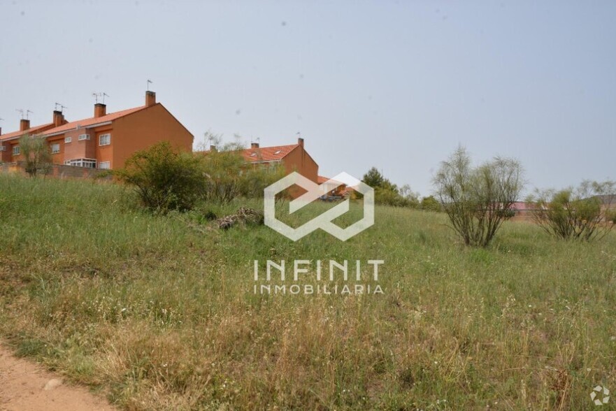 Terrain dans Torrejón del Rey, Guadalajara à vendre - Photo de l’immeuble – Image 2 sur 3