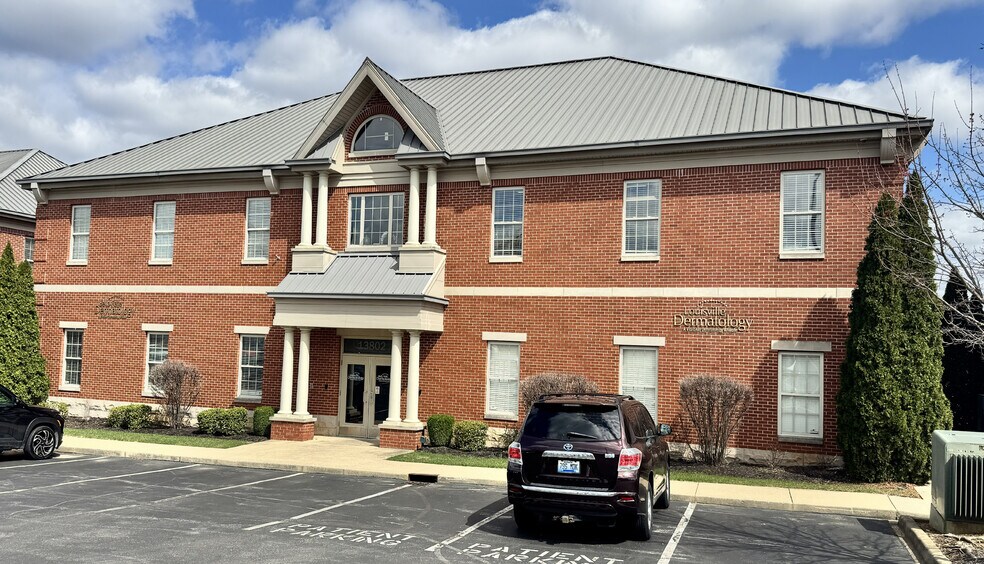 13802 Lake Point Cir, Louisville, KY à louer - Photo principale – Image 1 sur 10