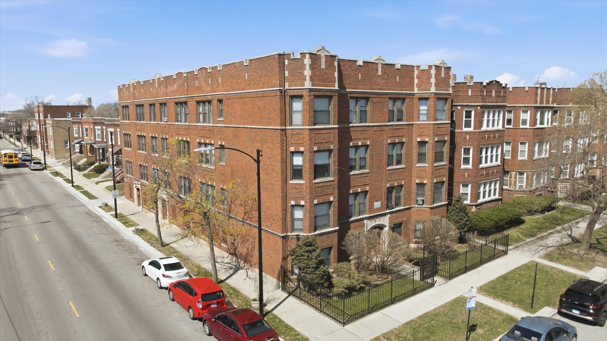 7254 S Constance, Chicago, IL à vendre Photo principale– Image 1 sur 8