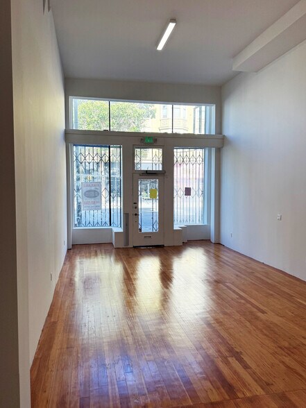311-315 Valencia St, San Francisco, CA à louer - Photo de l’immeuble – Image 2 sur 5