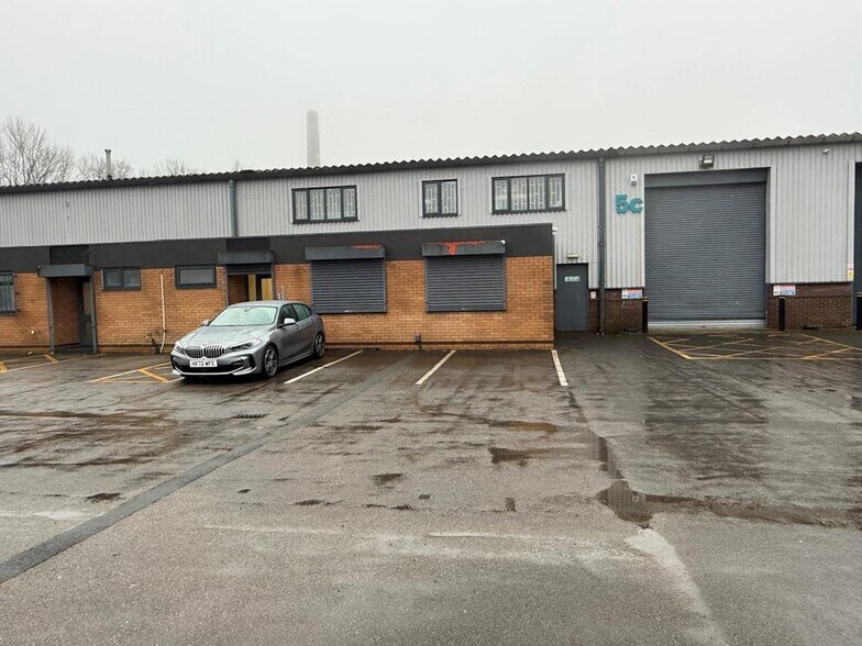 Transpennine Trading Estate, Gorrells Way, Rochdale à louer - Photo de l’immeuble – Image 3 sur 10
