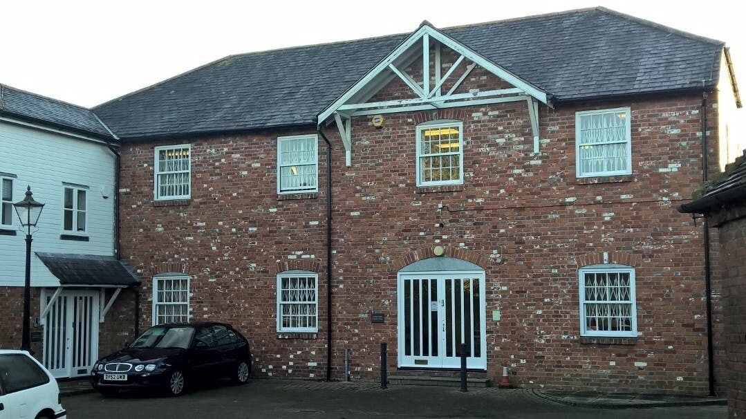 High St, Reading à vendre Photo de l’immeuble– Image 1 sur 9