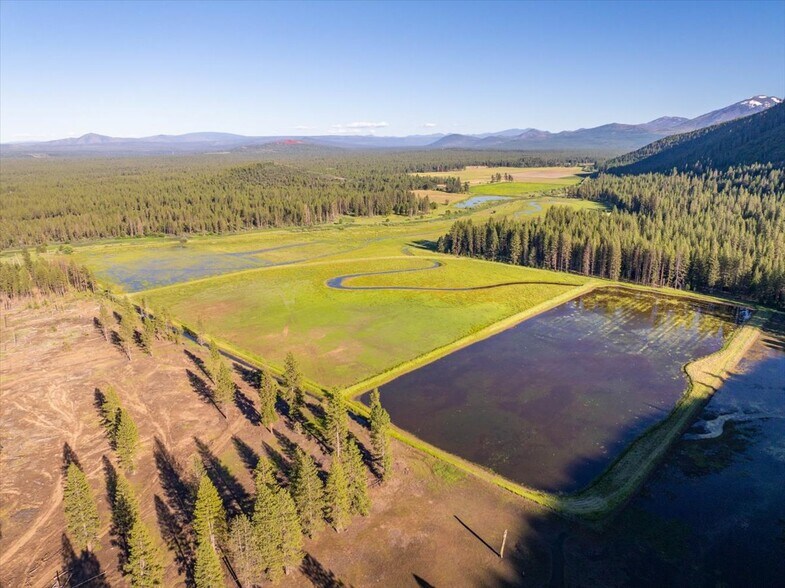 000 299 hwy, Burney, CA à vendre - Aérien – Image 2 sur 25