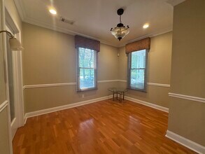 198 Orange Ave, Suffern, NY à louer Photo intérieure– Image 2 sur 7