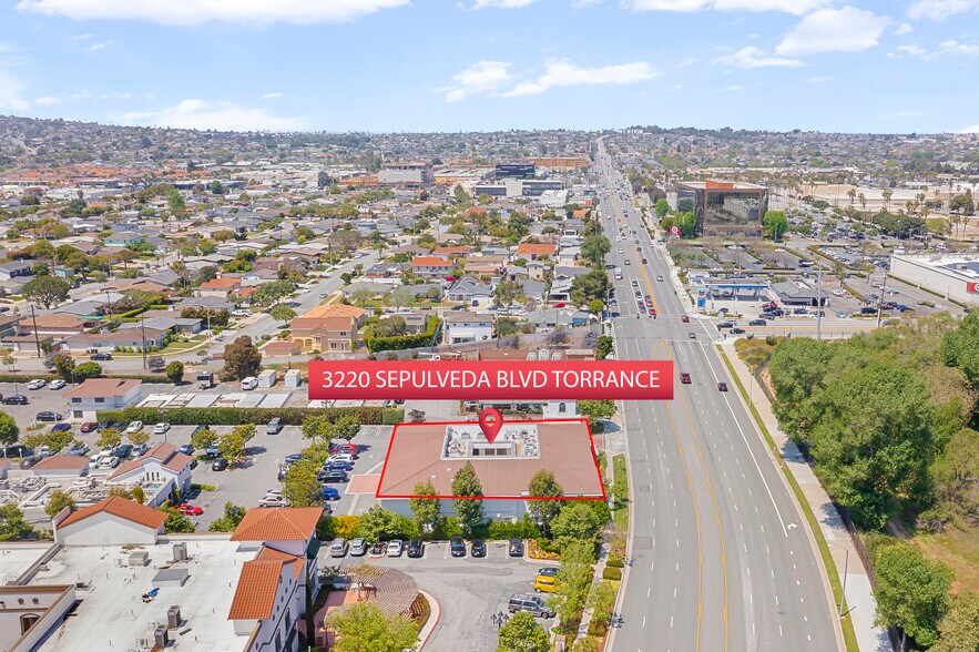 3220 Sepulveda Blvd, Torrance, CA à louer - Photo de l’immeuble – Image 2 sur 7