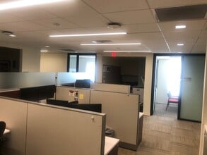 841 E Hunting Park Ave, Philadelphia, PA à louer Photo de l’immeuble– Image 1 sur 6