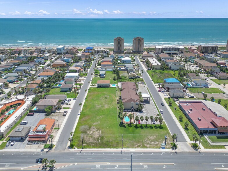 Padre Boulevard and Jupiter Blvd, South Padre Island, TX à vendre - Photo de l’immeuble – Image 2 sur 4