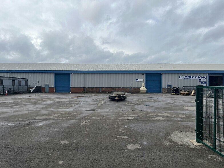 Stephenson St, Wallsend à louer - Photo de l’immeuble – Image 2 sur 7