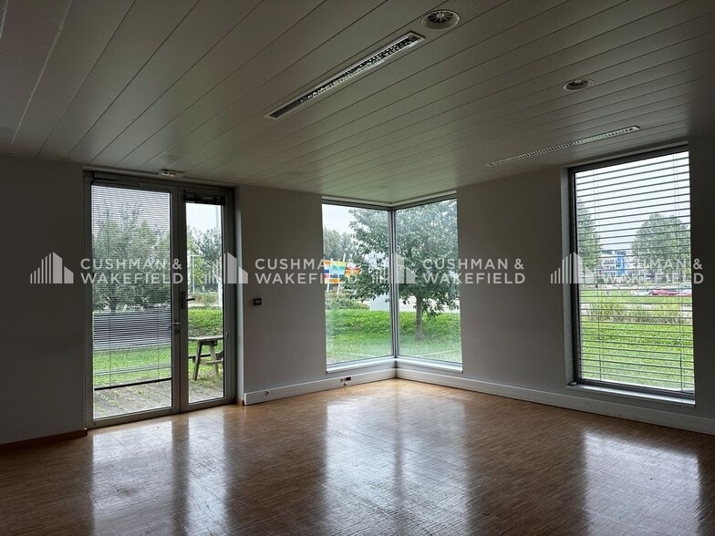 Bureau dans Schiltigheim à louer - Photo intérieure – Image 2 sur 11