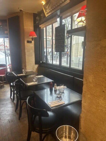 Local commercial dans Paris à vendre - Photo intérieure – Image 3 sur 3