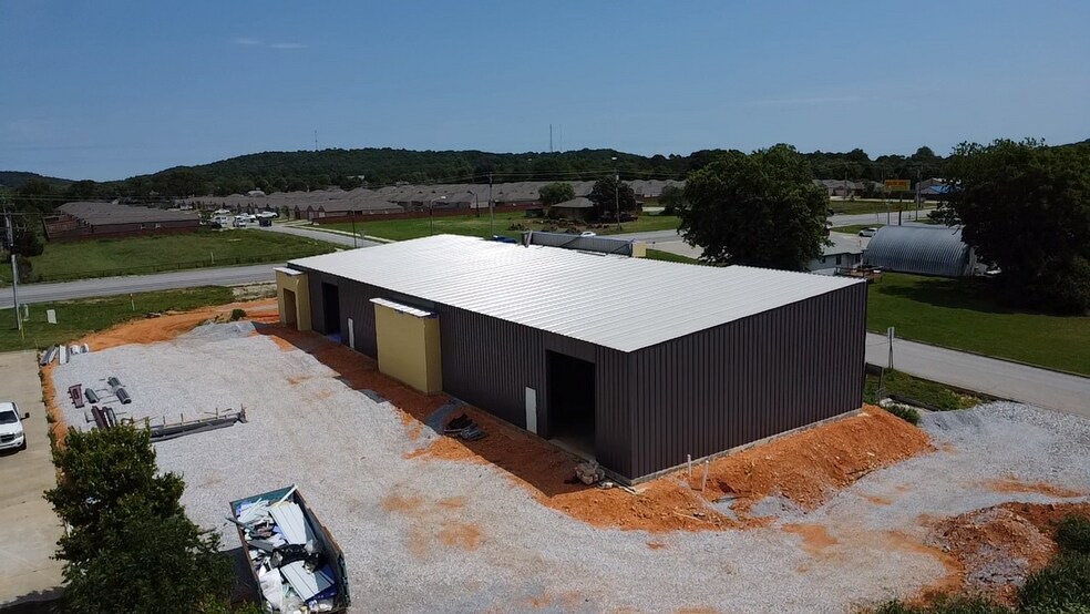 2919 E Robinson Ave, Springdale, AR à louer - Photo de l’immeuble – Image 2 sur 7