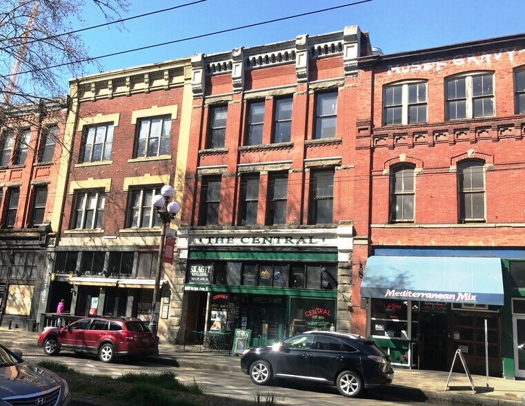207 1st Ave S, Seattle, WA à louer - Photo principale – Image 1 sur 5