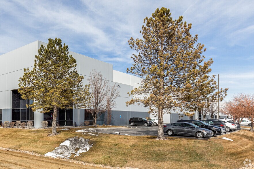 1414 Gladiola St, Salt Lake City, UT à louer - Photo de l’immeuble – Image 3 sur 8
