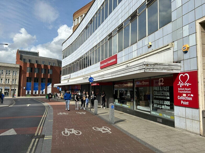 49-61 St Sepulchre Gate, Doncaster à louer - Photo de l’immeuble – Image 2 sur 7