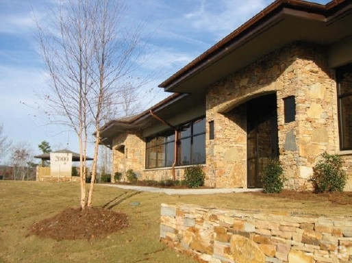 2015 Stonegate Trail, Vestavia Hills, AL à louer - Photo de l’immeuble – Image 3 sur 9