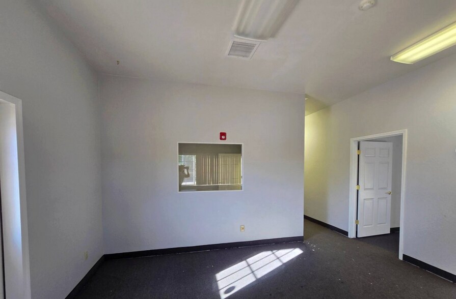 8841 Florentine Rd, Prescott Valley, AZ à louer - Photo de l’immeuble – Image 2 sur 5