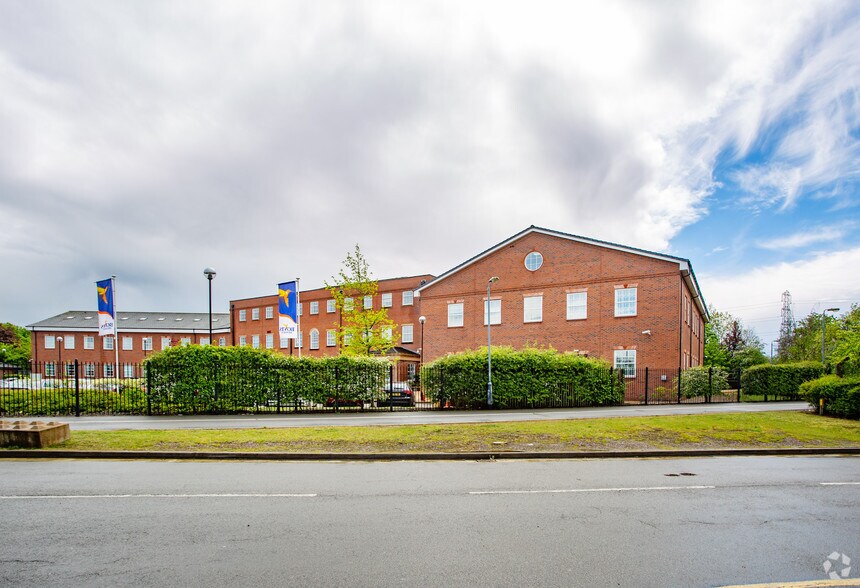 Gorsey Ln, Birmingham à vendre - Photo de l’immeuble – Image 2 sur 46