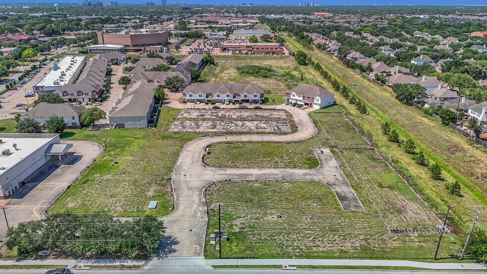 12403-12415 Sunlit Wood Way, Houston, TX à vendre - Photo de l’immeuble – Image 2 sur 7