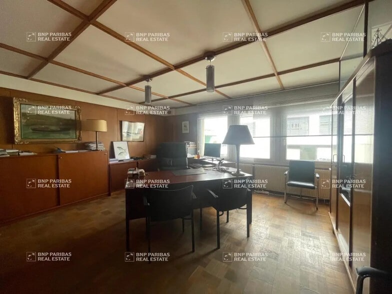 Local d'activités dans Boulogne-sur-Mer à vendre - Photo de l’immeuble – Image 3 sur 19