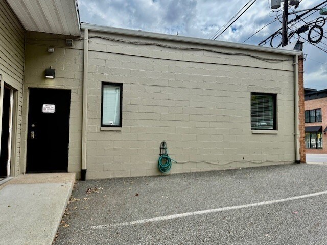 401 Kinderkamack Rd, Oradell, NJ à louer - Photo de l’immeuble – Image 2 sur 4