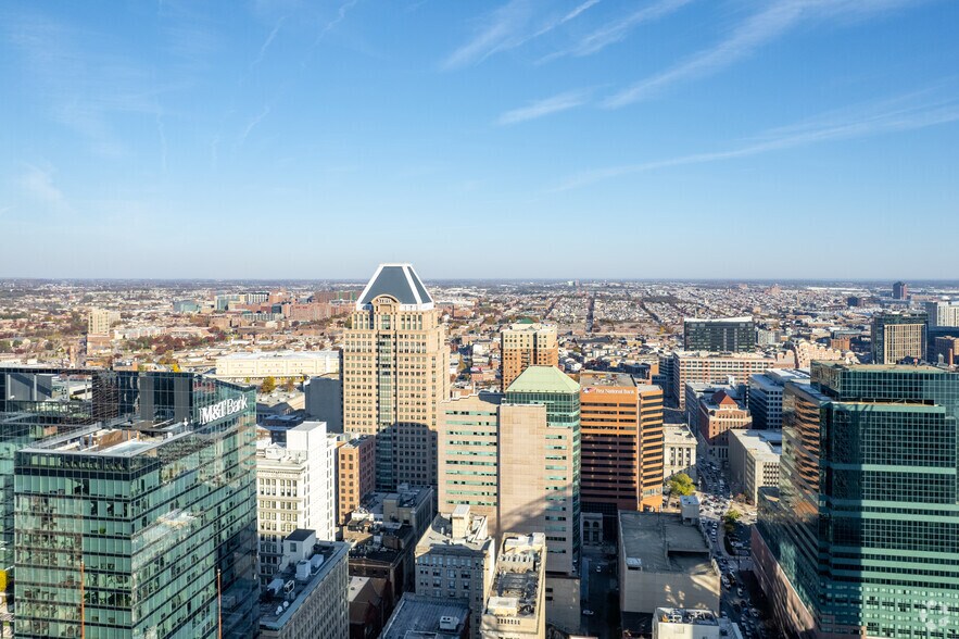 217 E Redwood St, Baltimore, MD à louer - Photo de l’immeuble – Image 3 sur 3