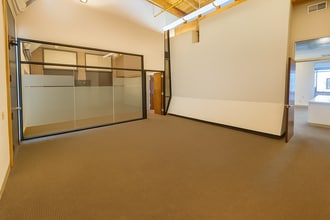 2130-2220 Livingston St, Oakland, CA à louer Photo intérieure– Image 1 sur 15